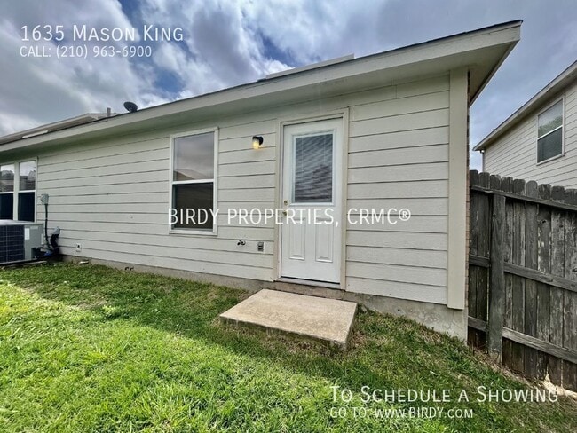 Building Photo - 1635 Mason King