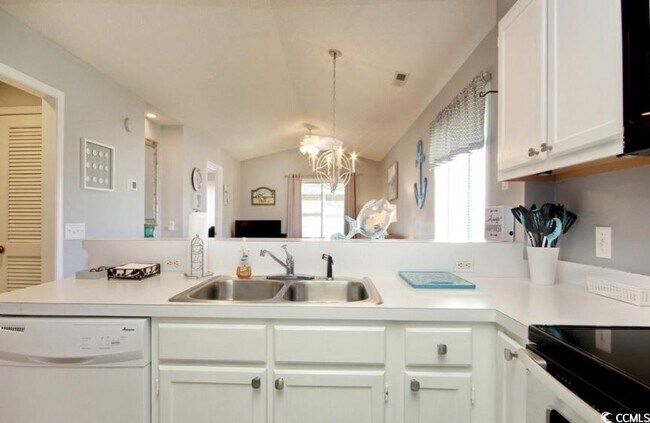 Building Photo - 208 Landing Rd