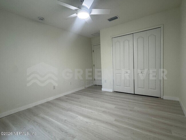 Building Photo - 3176 Tower Oaks Dr