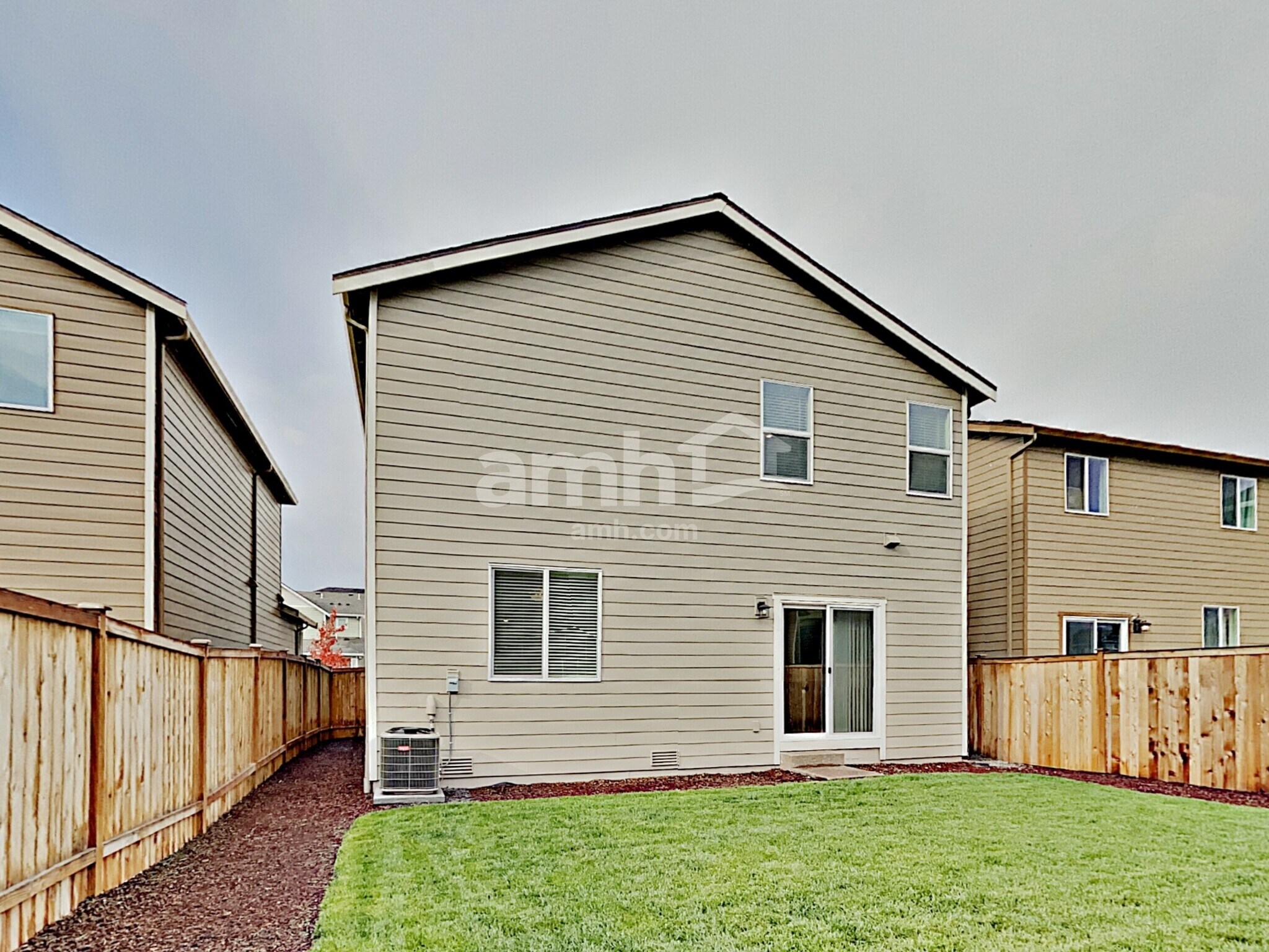 Building Photo - 1315 W 15th Ave