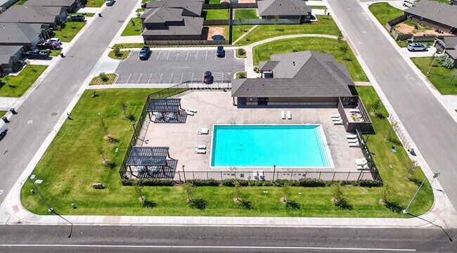 Building Photo - 6910 Kate Reed Dr