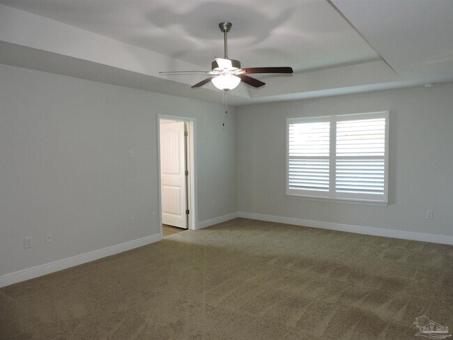 Building Photo - 5740 Burr St