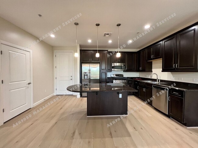 Building Photo - ***MOVE IN SPECIAL***Scottsdale Luxury 2 Bed Condo with Mountain Views - Gated Artesia - Utilitie...