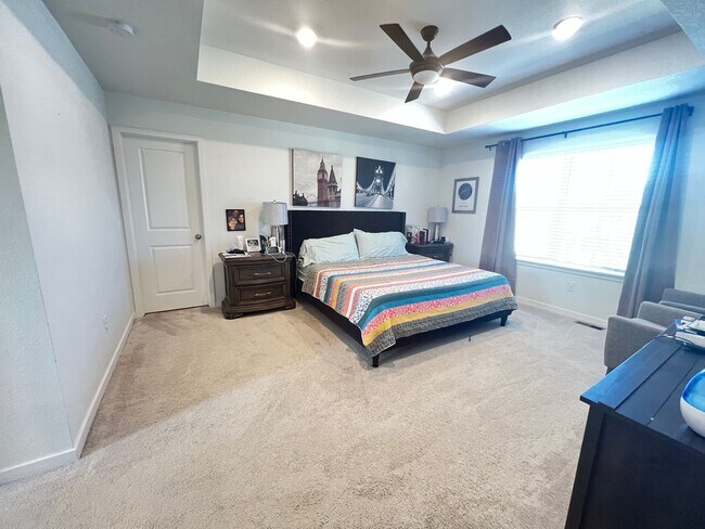 Building Photo - Spacious 3-Bedroom, 2.5-Bath Paired Home
