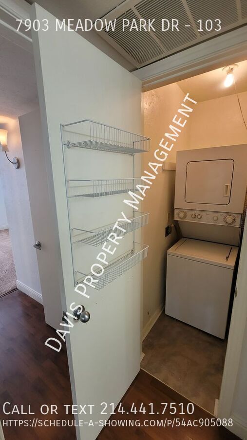 Building Photo - 7903 Meadow Park Dr