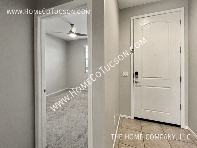 Building Photo - 7140 S Via Gaucho Viejo