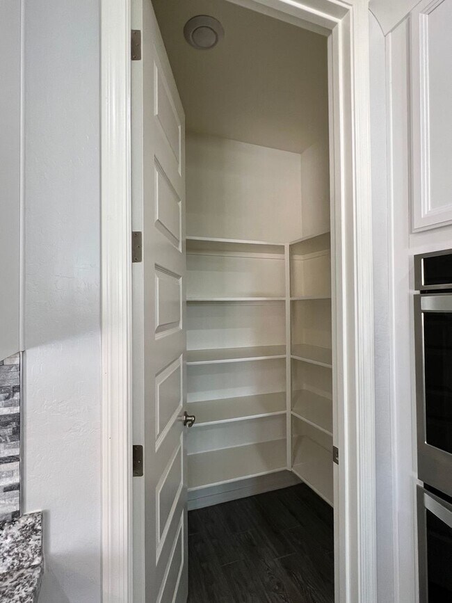 Building Photo - 2019 Build in Gated East Mark Community