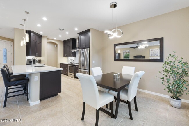 Building Photo - 11489 E Raintree Dr