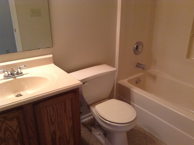 Building Photo - 489 E Quail Ridge Dr