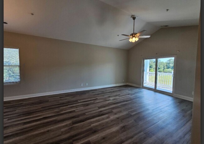 Building Photo - Condo in Desirable Conway, SC - Long Term Rental
