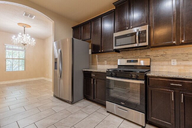 Building Photo - 1175 Ranch Falls