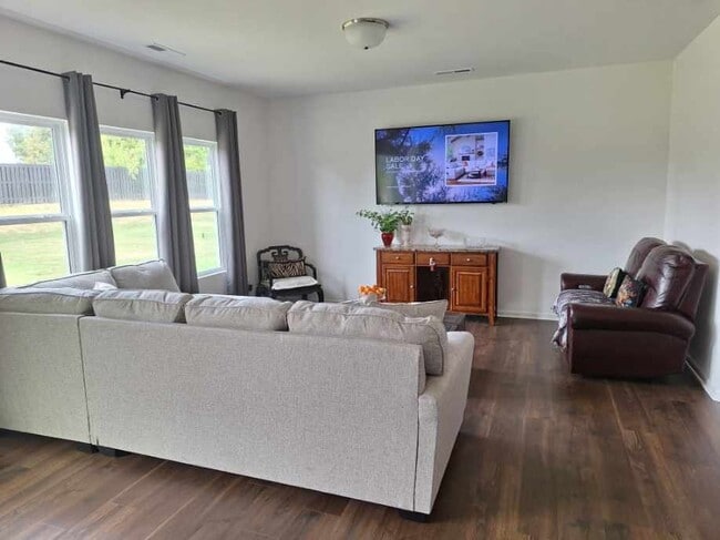 Building Photo - 494 Aspire Cir