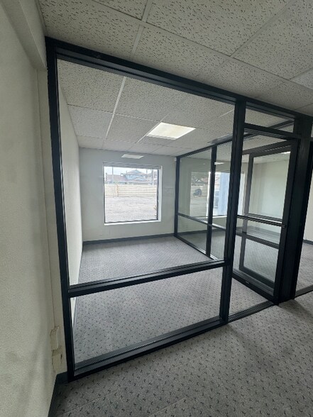 Building Photo - 22760 Hawthorne Blvd