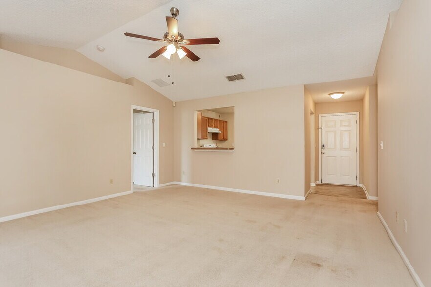Building Photo - 2141 Ardencroft Dr