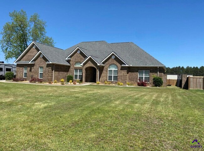 Primary Photo - 308 George Francis Ct