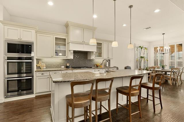 Building Photo - 1107 Devonshire Drive South