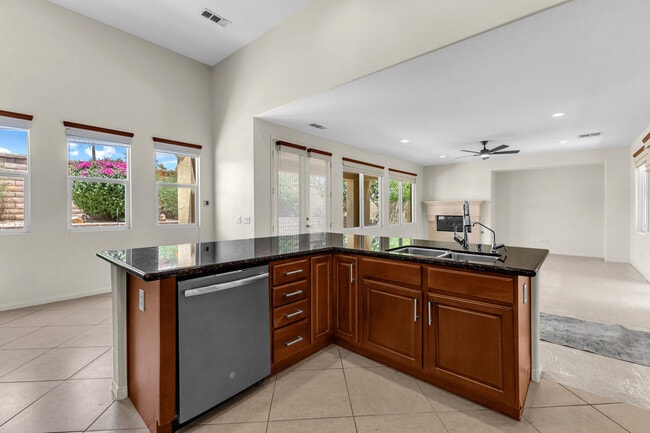 Building Photo - 81636 Rancho Santana Dr