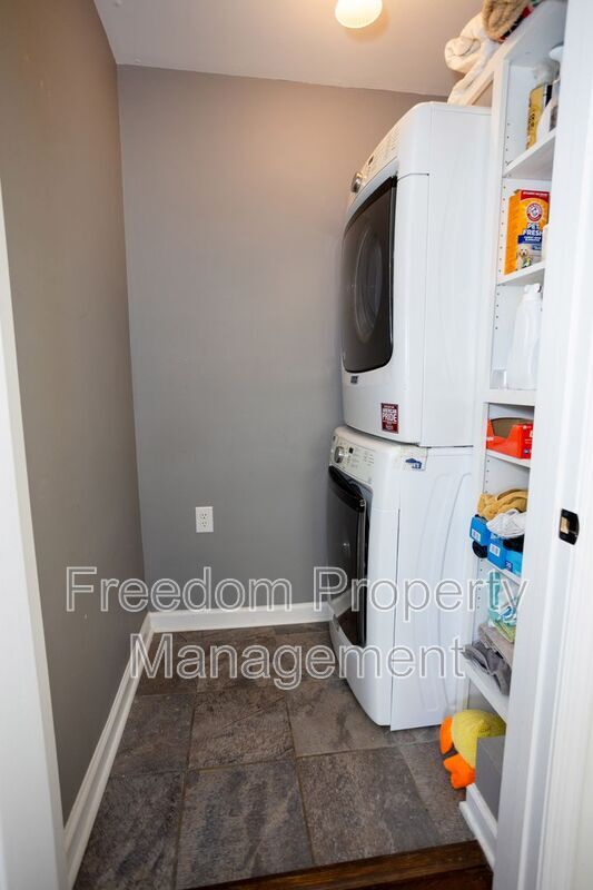 Building Photo - 6197 Edwards Dr