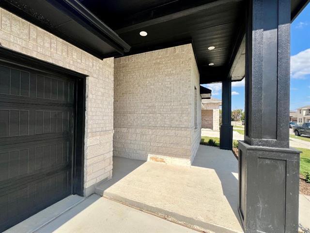 Building Photo - 1262 Okeechobee Dr