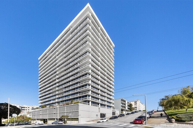 Building Photo - 2200 Sacramento St