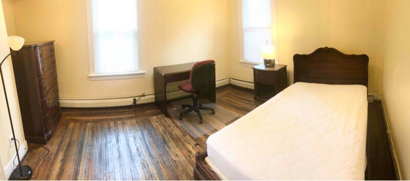 Building Photo - 206 California Ave