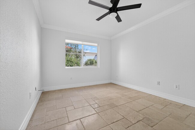 Building Photo - 11015 Legacy Ln