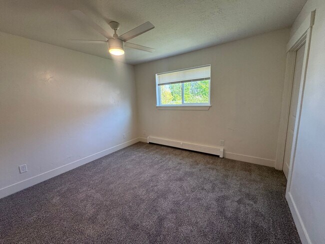 Building Photo - Beautiful home for rent in Pleasant Grove