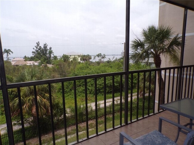 Building Photo - 25188 Marion Ave