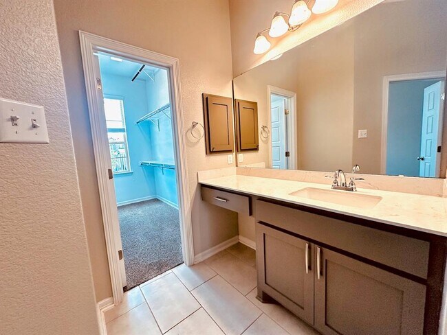 Building Photo - 18102 Pomelo Ln