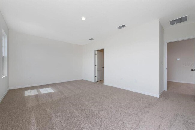 Building Photo - 1296 Cascades Ave