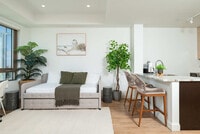 Building Photo - 99 Kneeland St