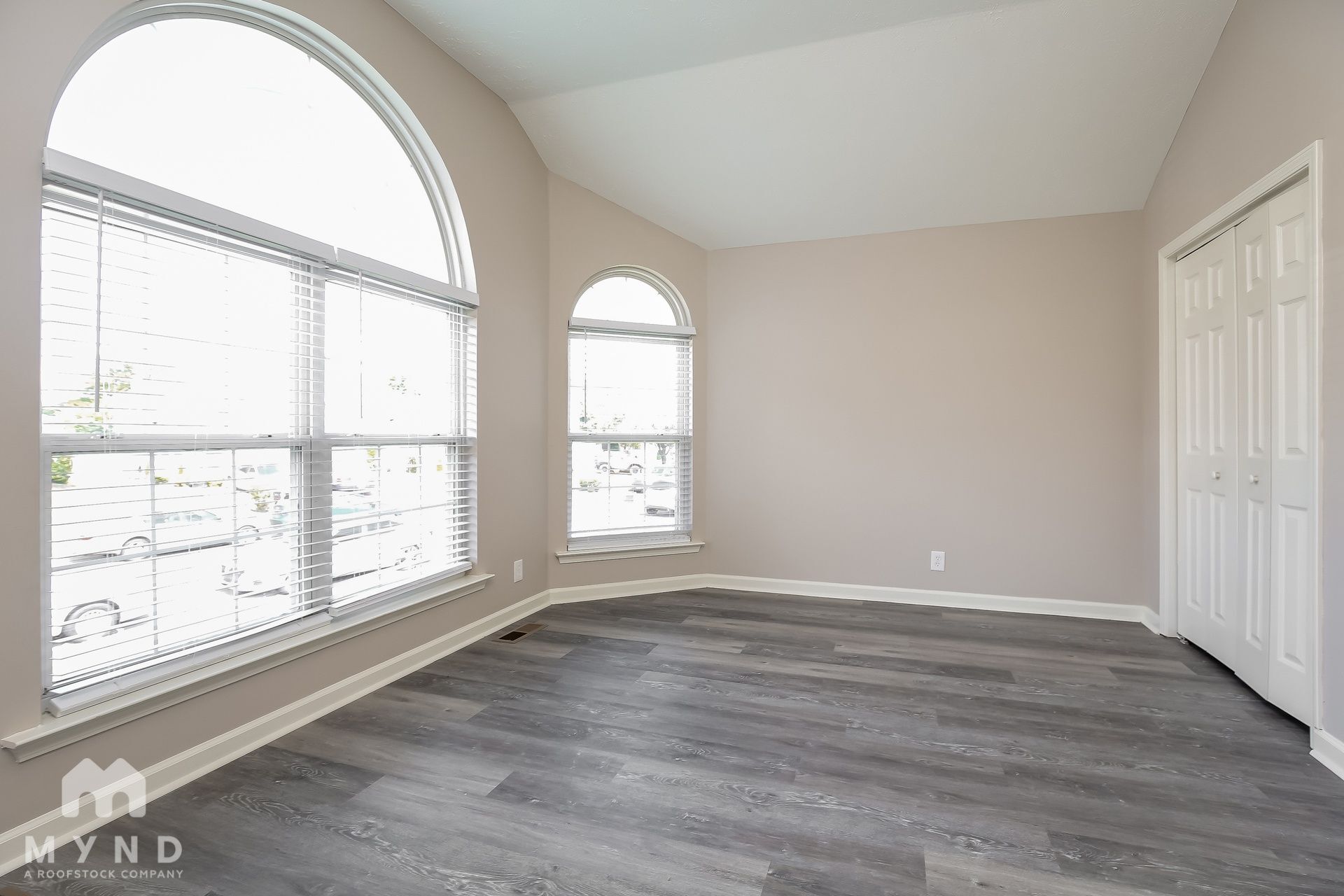 Building Photo - 6216 Rocky Top Dr