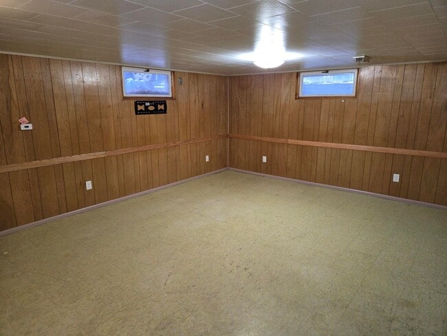 Building Photo - Discover Your Next Home with Big Sky Property Management – Butte-Based, Locally Trusted