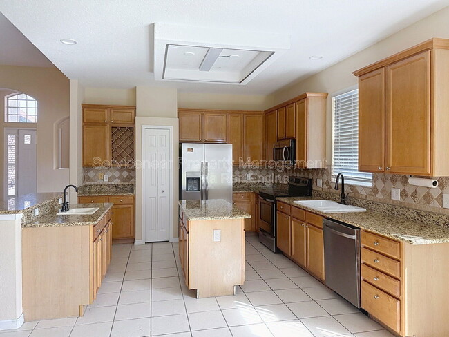 Building Photo - 2500 Trapside Ct