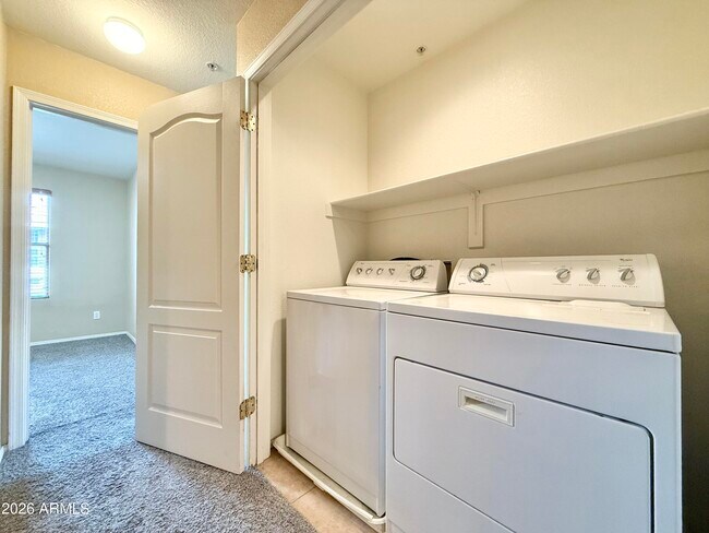 Building Photo - 1330 S Aaron