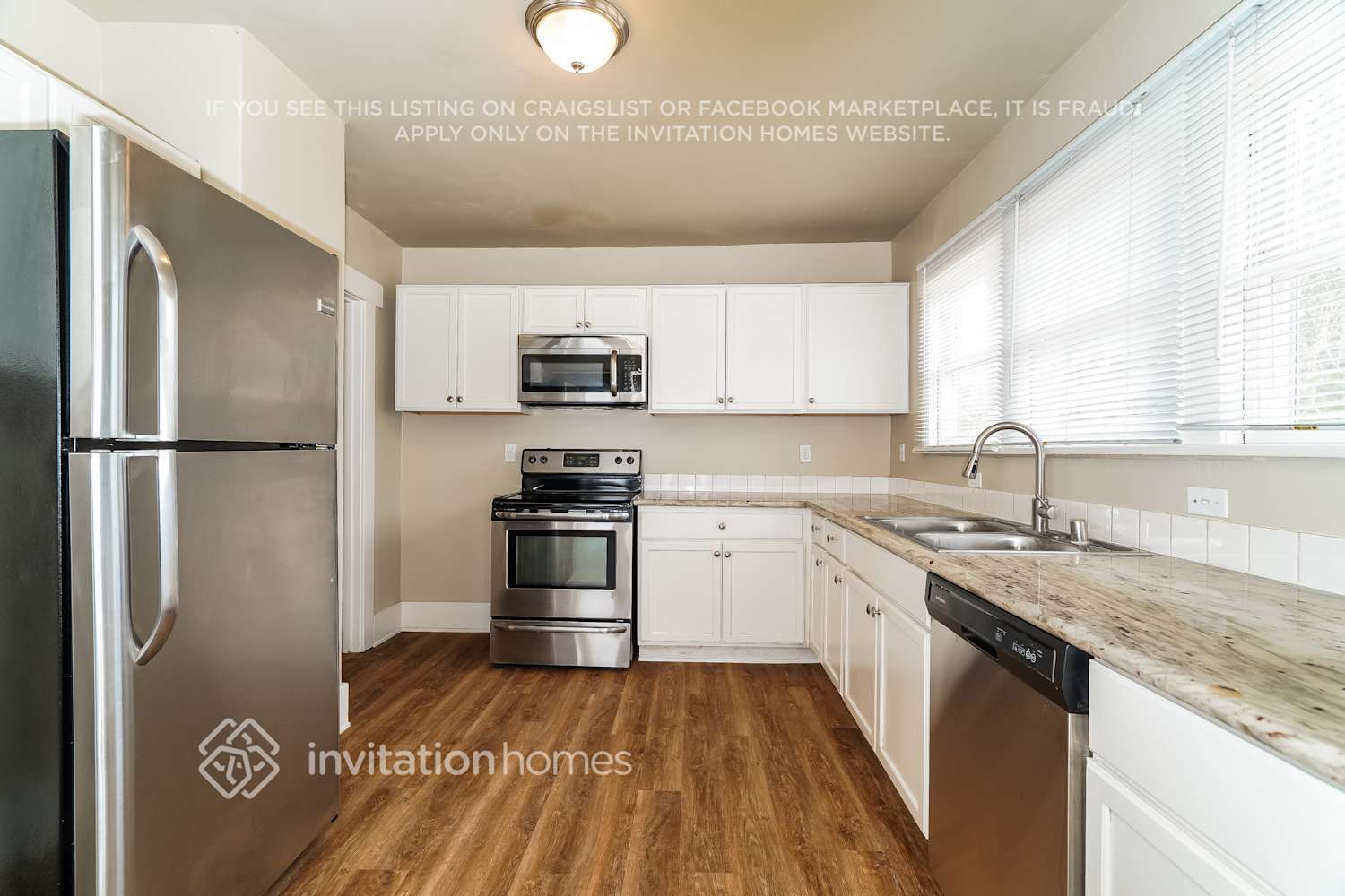 Building Photo - 713 Ryan Ave