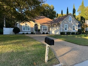 Building Photo - 329 Woodbrook Run