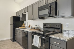 Building Photo - Notable