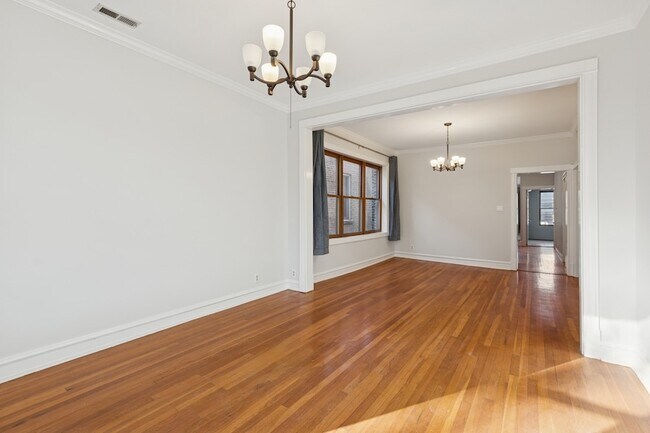 Building Photo - 2332 W Superior St