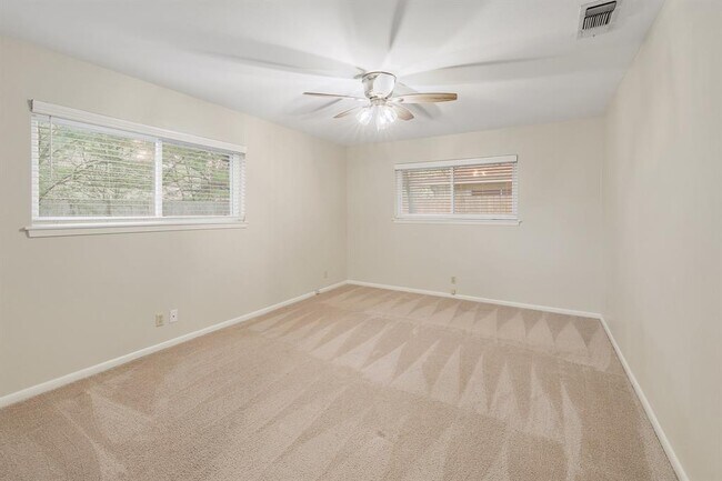 Building Photo - 8609 Melshire Dr