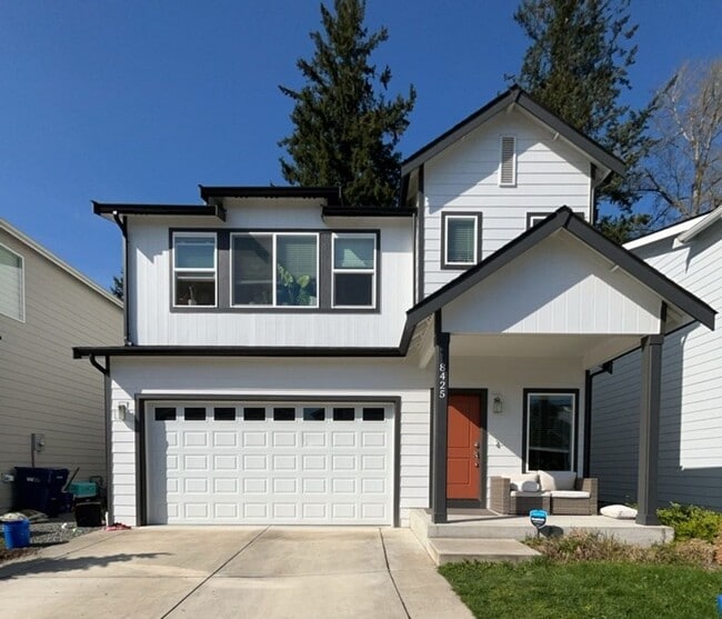 Primary Photo - Newly Built 4bd 2.5ba in LSSD