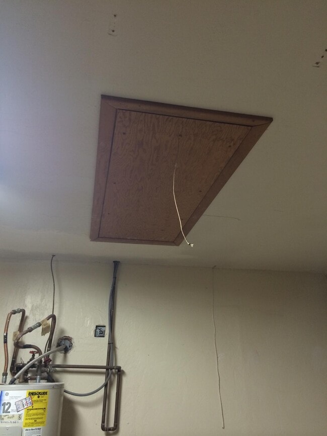 Building Photo - 10628 S 44th Pl