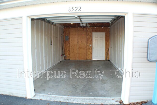 Building Photo - 6522 Crab Apple Dr