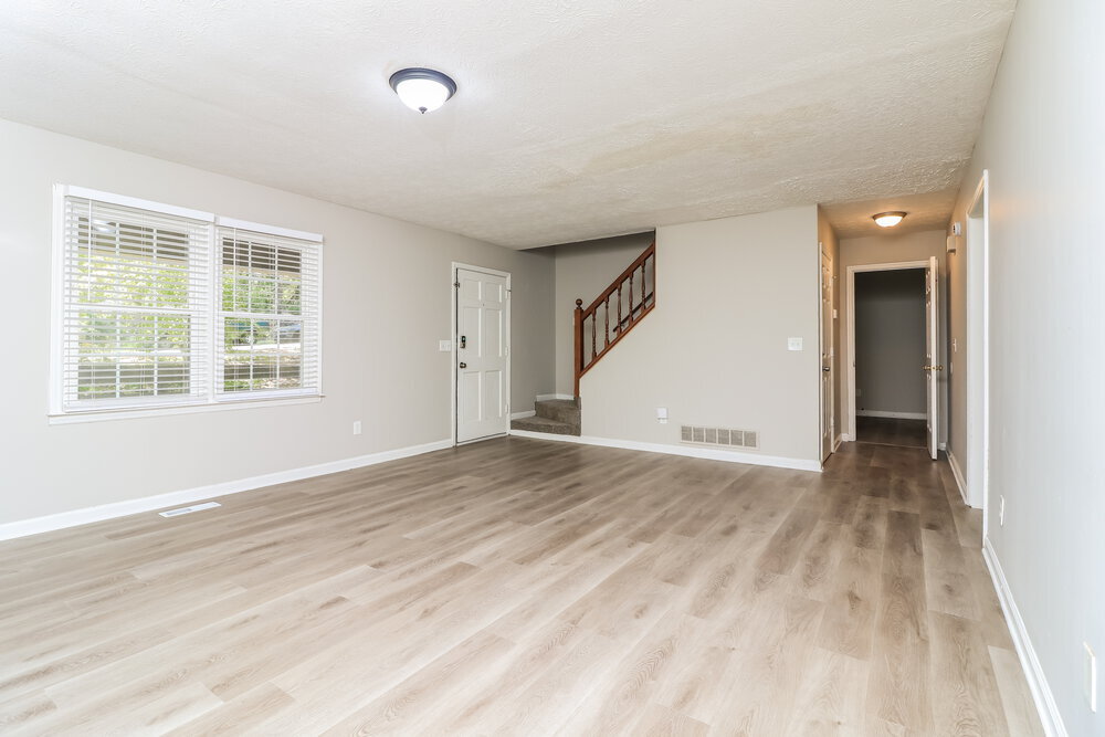 Building Photo - 3138 Calumet Cir NW