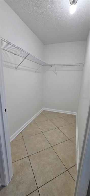 Building Photo - 9414 Dearmont Ave