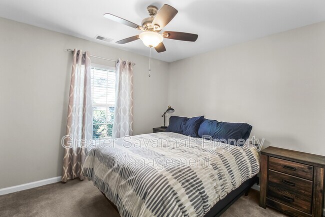 Building Photo - 133 Pine View Crossing