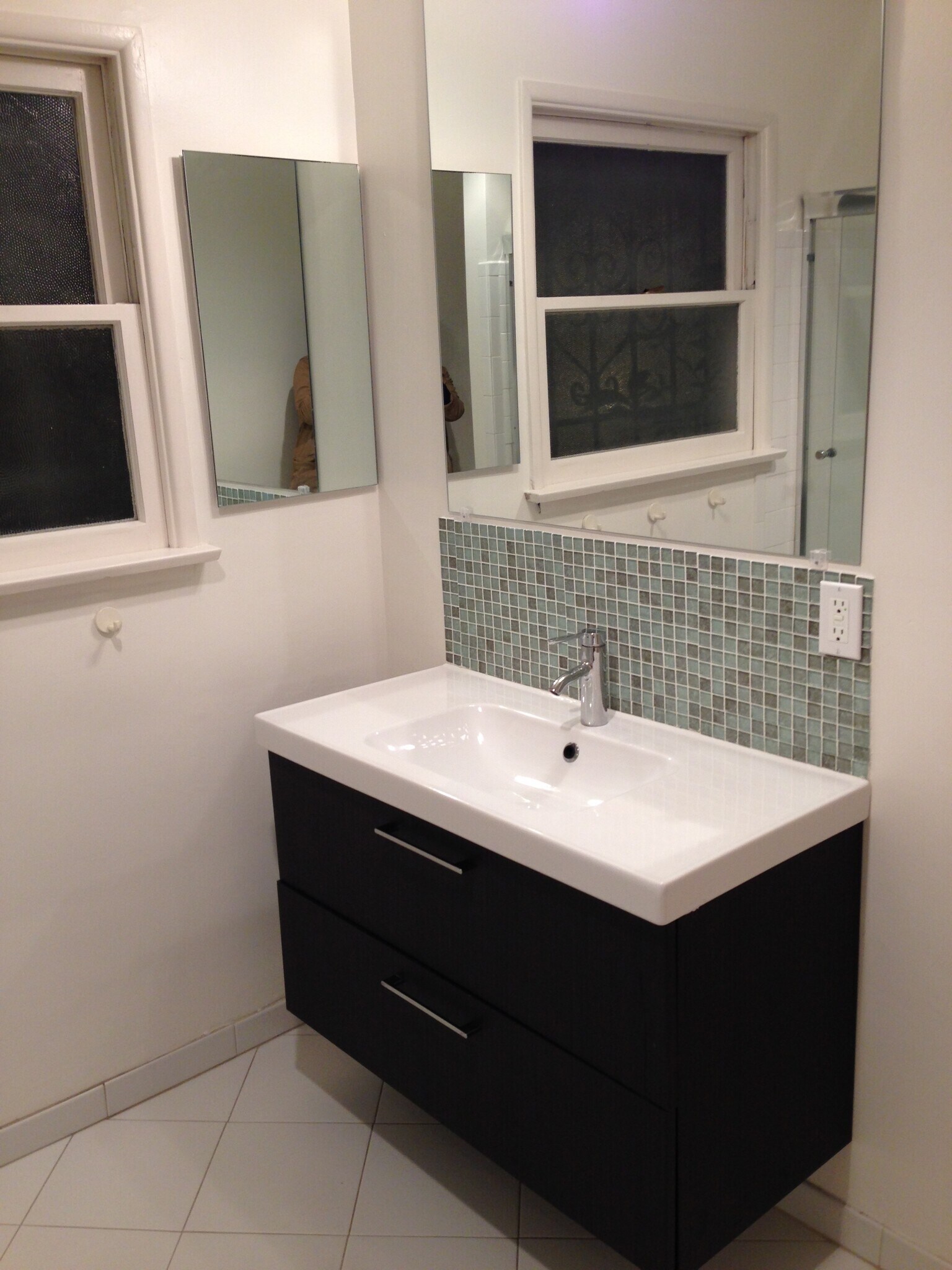 Building Photo - 3315 Caroline Ave