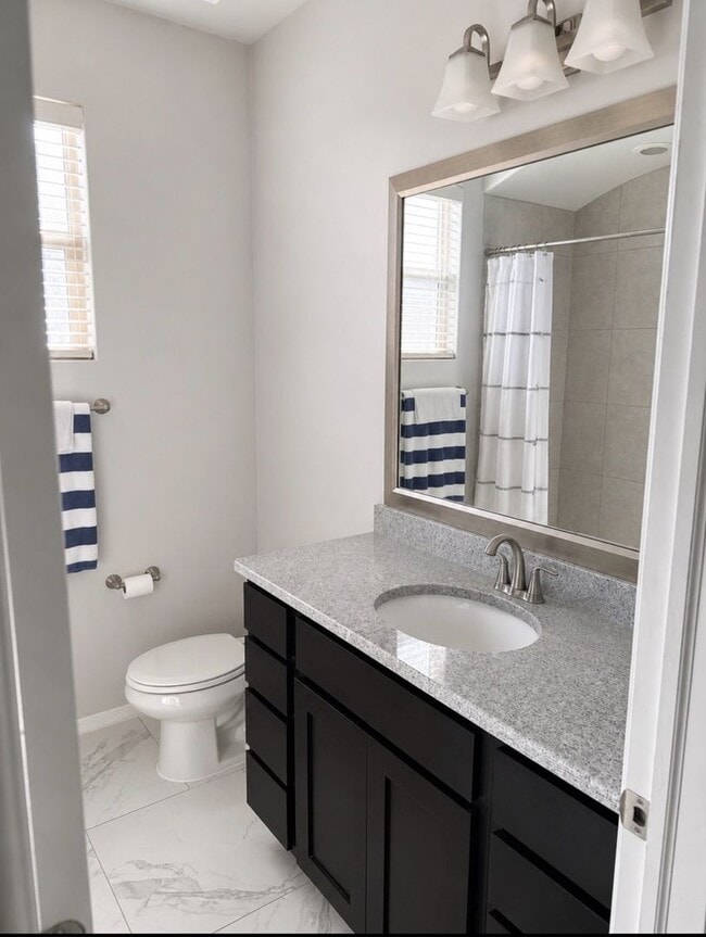 Building Photo - odern Living, Prime Location, Endless Convenience