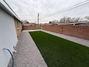 Building Photo - 1619 Wyoming LLC