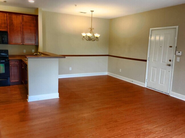 Dining Area - 8401 Callabee Way